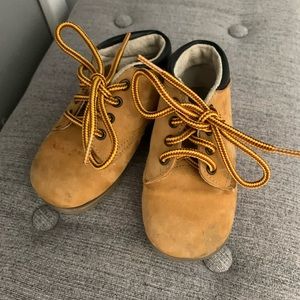 Amilio pre walkers, worn gently, still have lots of walking to do!